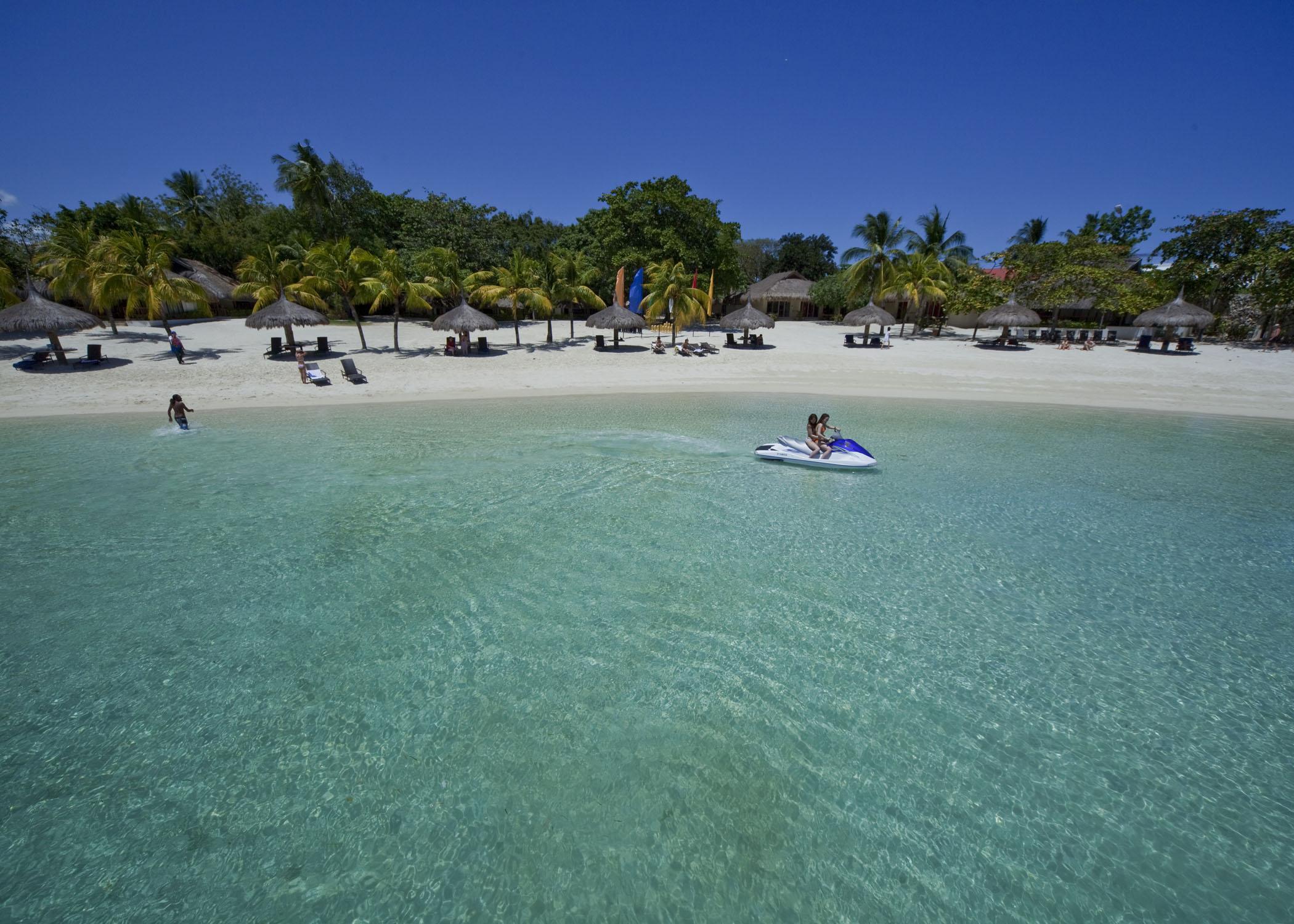 Bluewater Maribago Beach Resort Lapu-Lapu City Exterior photo